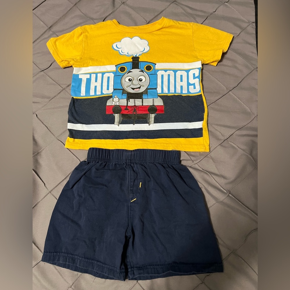 Thomas and Friends navy & yellow shorts & short sleeve shirt outfit size 2T.